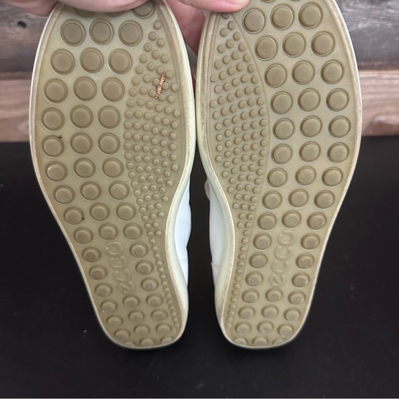 Ecco Womens Soft 7 Sneakers Shoes Cap Toe White Leather Lace Up Size 8 - Picture 8 of 10